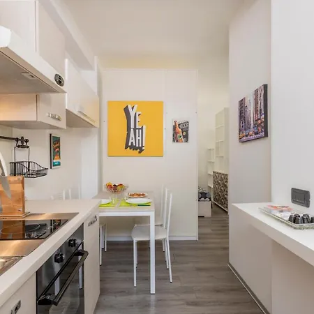 Bnbutler - Archimede 53 - Bright Apartment Mailand