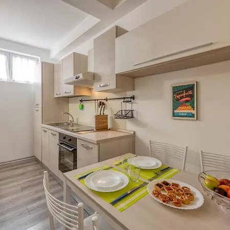 Bnbutler - Archimede 53 - Bright Apartment *